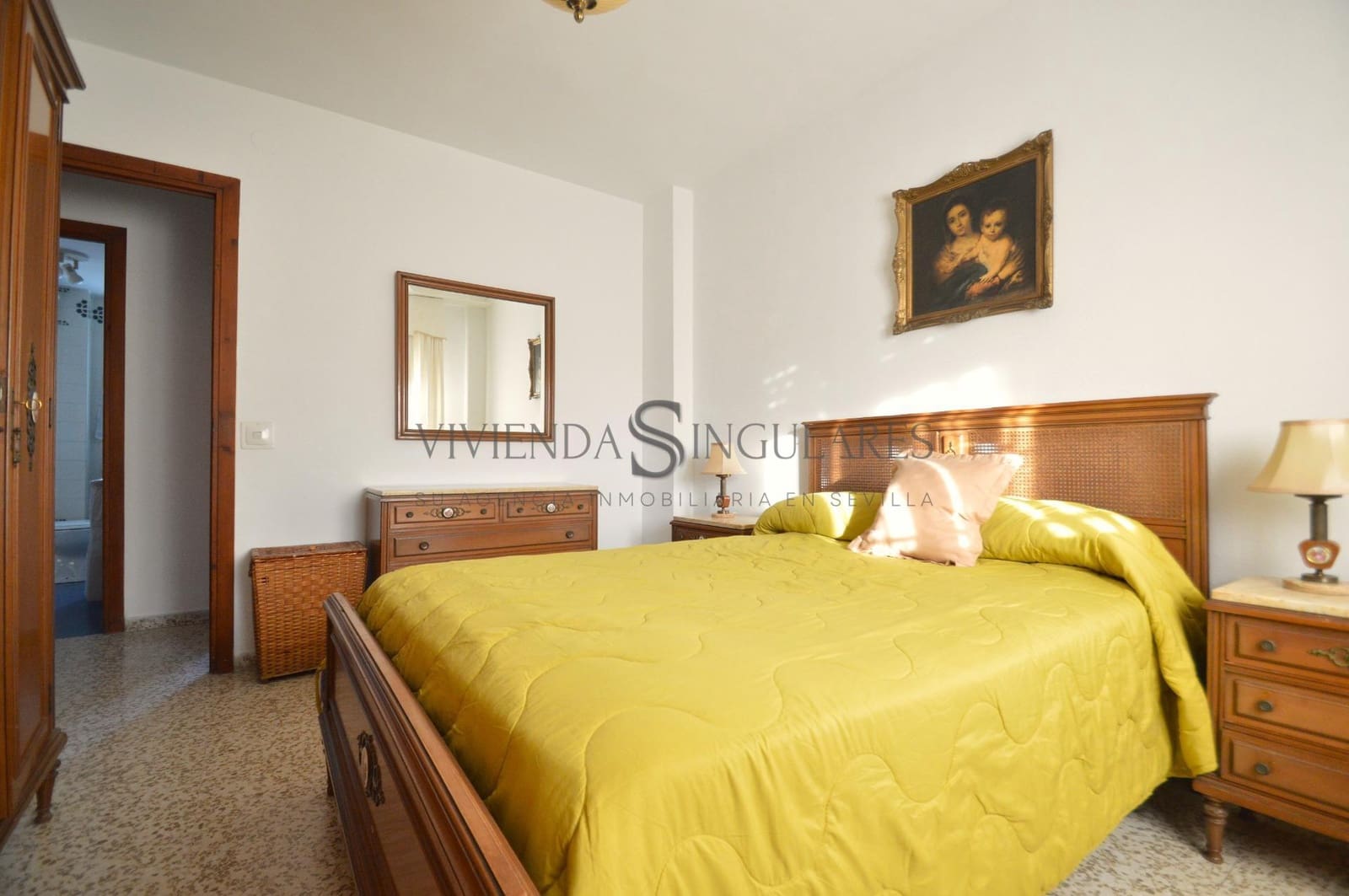 3 bedroom Flat for rent in Seville city - € 1,000 (Ref: 10166724)