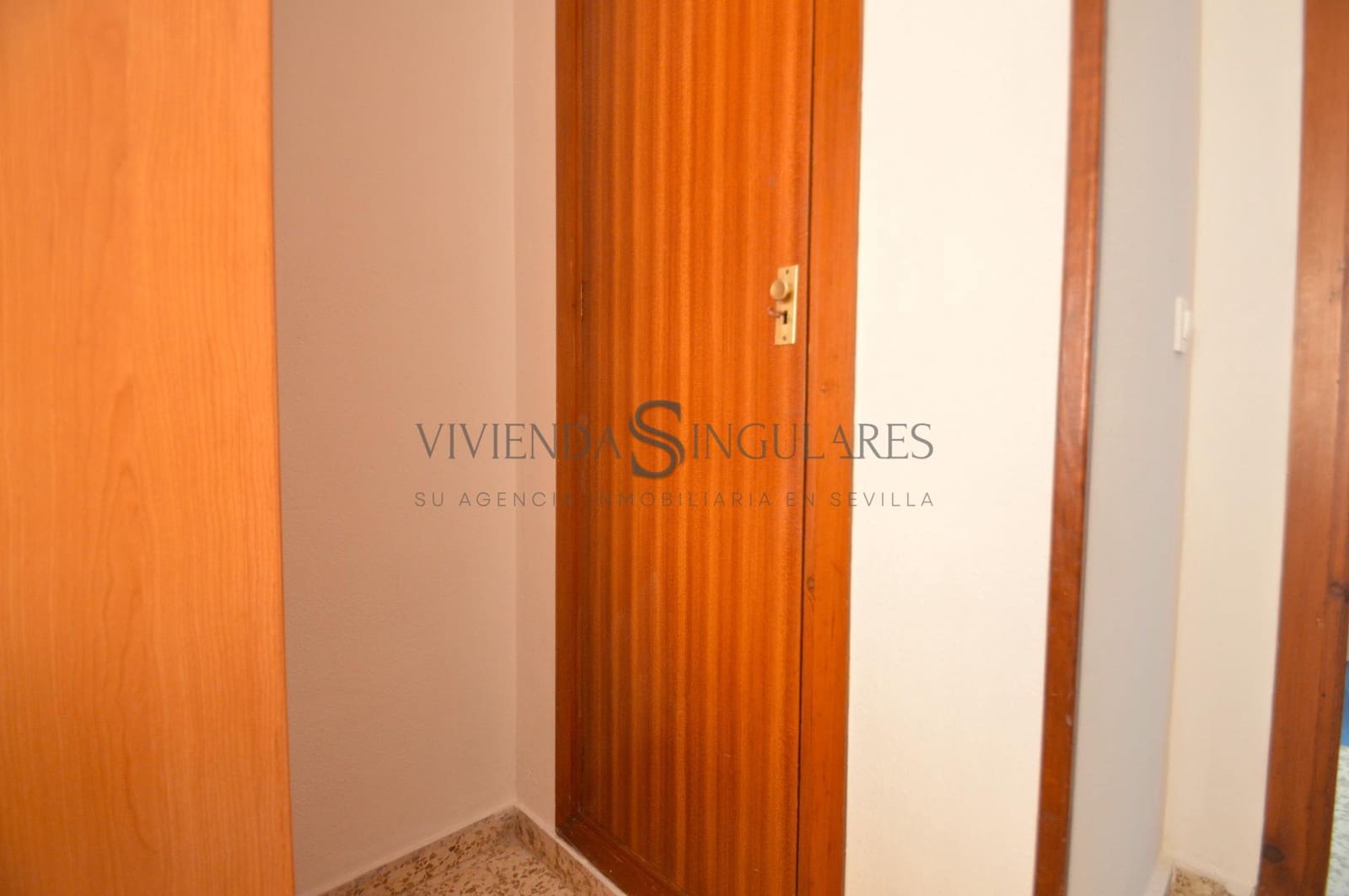 3 bedroom Flat for rent in Seville city - € 1,000 (Ref: 10166724)