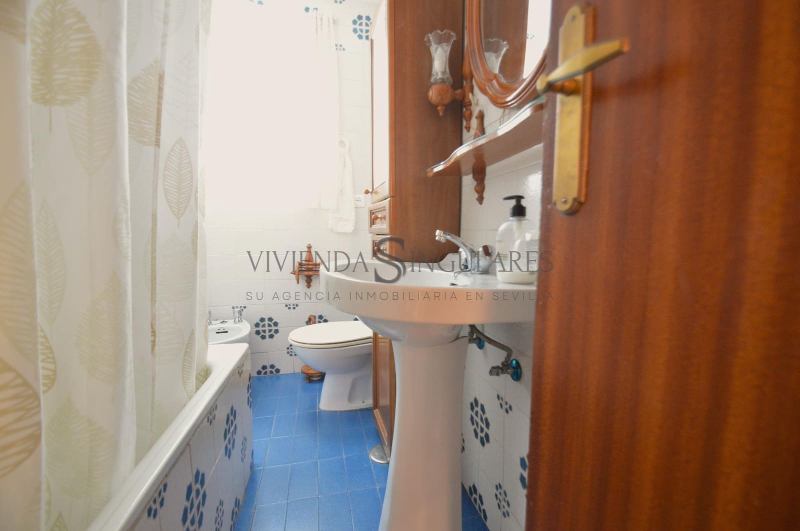 3 bedroom Flat for rent in Seville city - € 1,000 (Ref: 10166724)