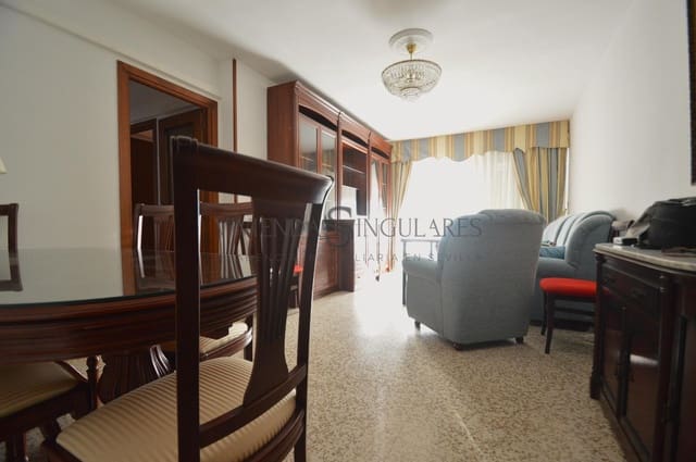 3 bedroom Flat for rent in Seville city - € 1,000 (Ref: 10166724)