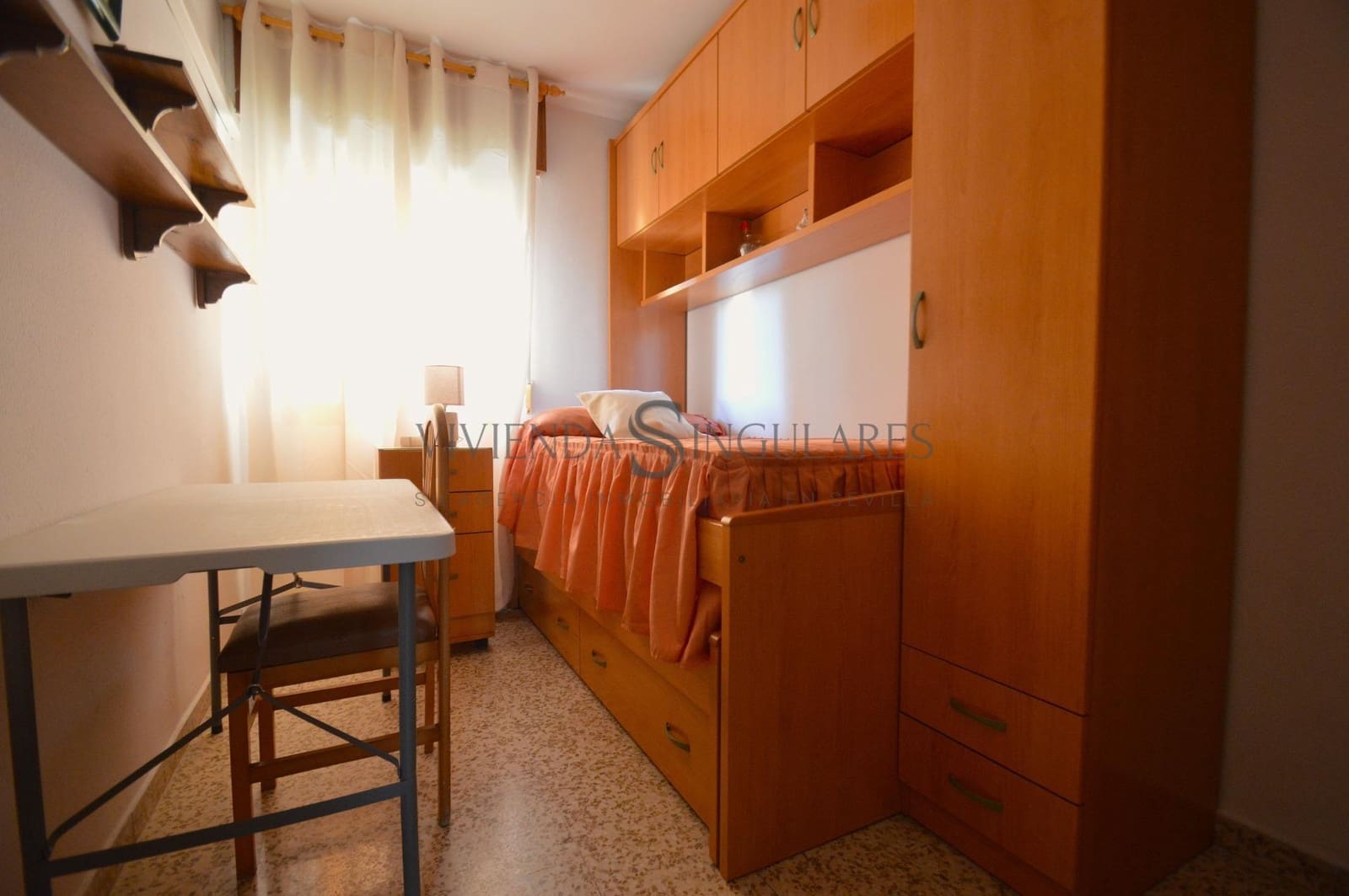 3 bedroom Flat for rent in Seville city - € 1,000 (Ref: 10166724)