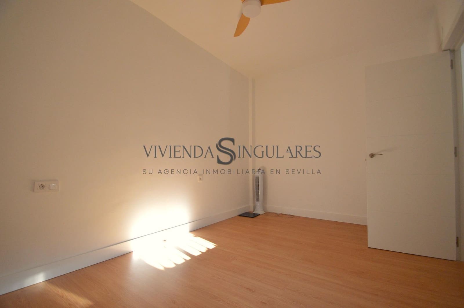 3 Zimmer Reihenhaus zu verkaufen in Sevilla Stadt mit Garage - 245.000 € (Ref: 10174003)