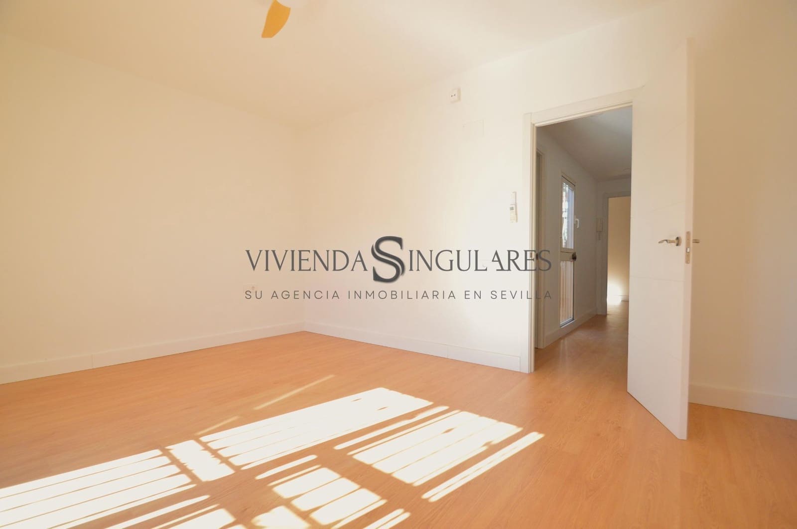 3 Zimmer Reihenhaus zu verkaufen in Sevilla Stadt mit Garage - 245.000 € (Ref: 10174003)