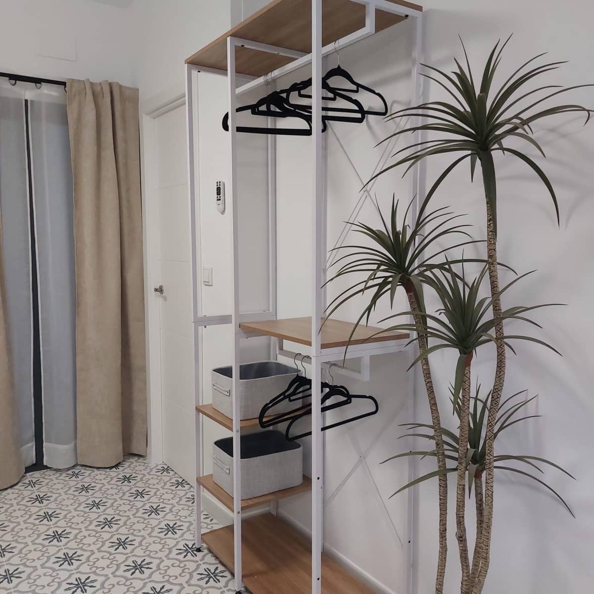 3 slaapkamer Commercieel te koop in Sevilla stad - € 268.000 (Ref: 10177212)