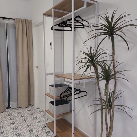 3 slaapkamer Commercieel te koop in Sevilla stad - € 268.000 (Ref: 10177212)