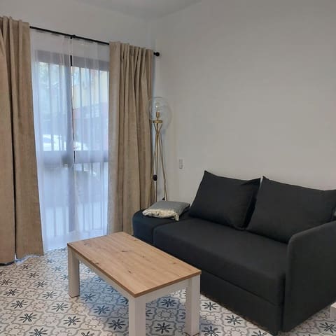 3 slaapkamer Commercieel te koop in Sevilla stad - € 268.000 (Ref: 10177212)