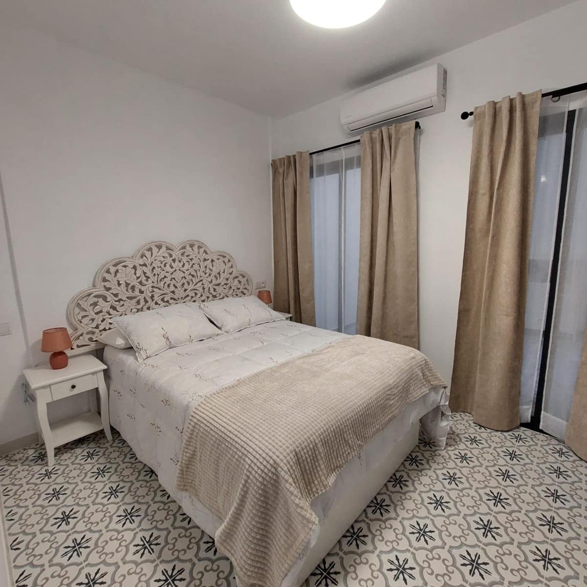 3 slaapkamer Commercieel te koop in Sevilla stad - € 268.000 (Ref: 10177212)
