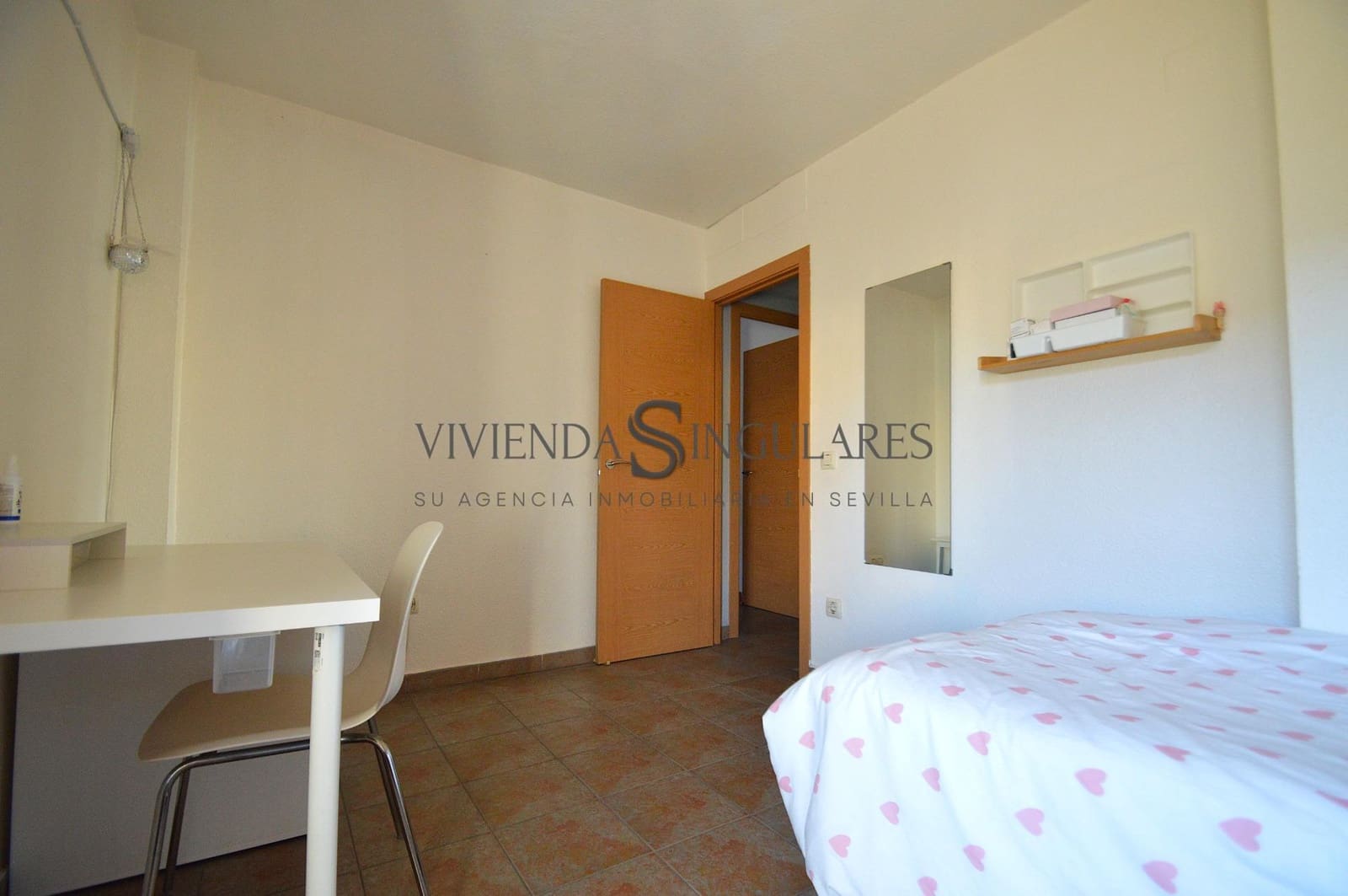 Adosado de 3 habitaciones en Sevilla ciudad en venta con piscina garaje - 399.500 € (Ref: 10185003)