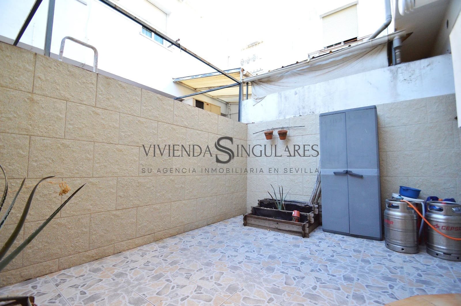 Adosado de 3 habitaciones en Sevilla ciudad en venta con piscina garaje - 399.500 € (Ref: 10185003)