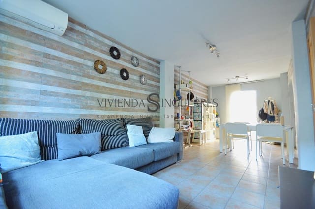 Adosado de 3 habitaciones en Sevilla ciudad en venta con piscina garaje - 399.500 € (Ref: 10185003)