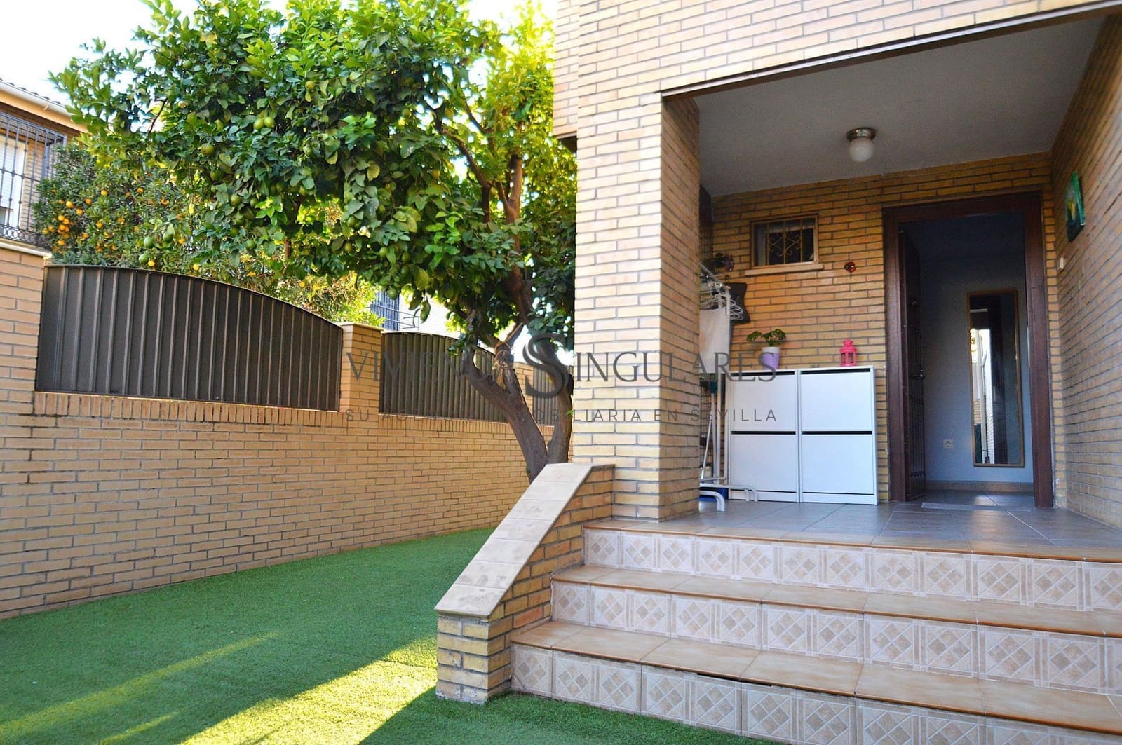 Adosado de 3 habitaciones en Sevilla ciudad en venta con piscina garaje - 399.500 € (Ref: 10185003)