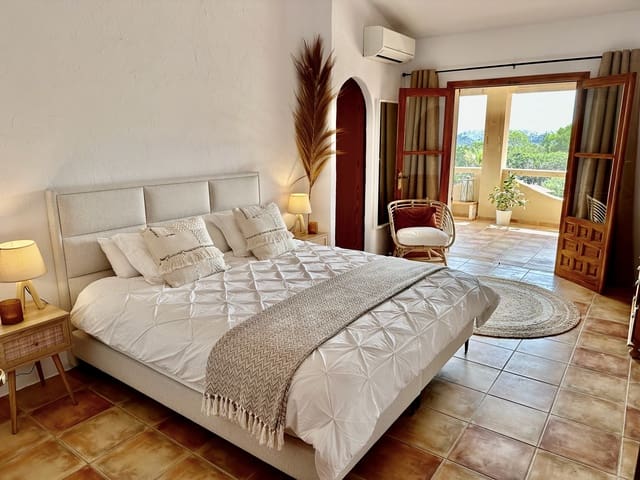 Finca/Casa Rural de 10 habitaciones en El Pozo del Esparto, Cuevas del Almanzora en venta con piscina garaje - 1.290.000 € (Ref: 10038465)