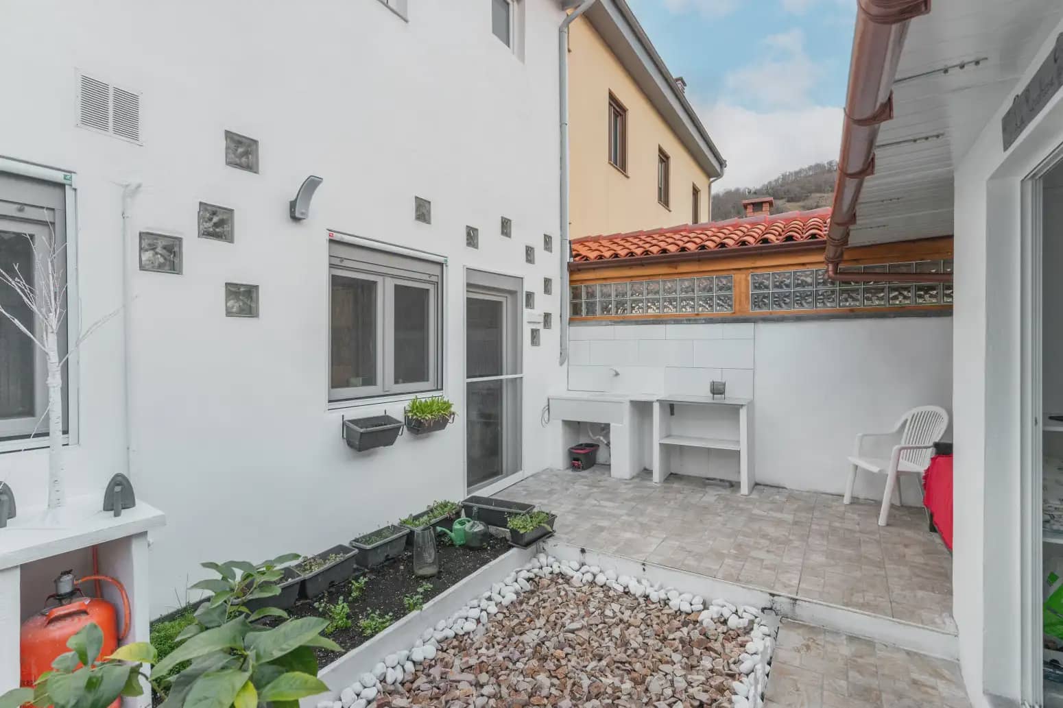 5 soverom Hus til salgs i Mieres - € 149 000 (Ref: 10038970)
