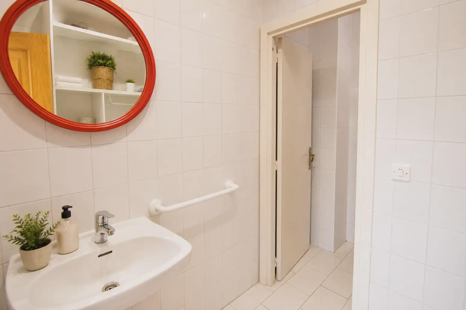 Local Comercial en Oviedo en alquiler - 1.000 € (Ref: 10038972)