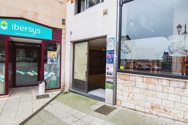 Local Comercial en Centro Urbano, Oviedo en alquiler - 1.000 € (Ref: 10038972)