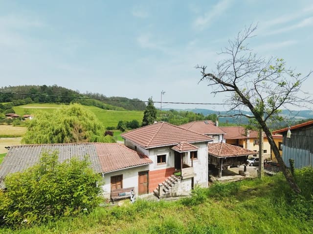 3 slaapkamer Finca/Landhuis te koop in Salas - € 80.000 (Ref: 10038975)