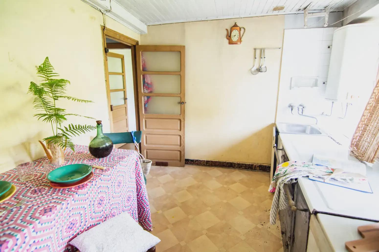 3 slaapkamer Finca/Landhuis te koop in Salas - € 80.000 (Ref: 10038975)