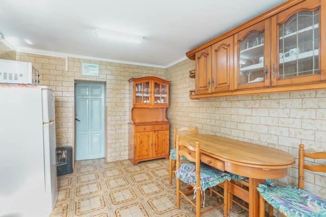 6 chambre Villa/Maison Semi-Mitoyenne à vendre à Salas - 139 000 € (Ref: 10038977)