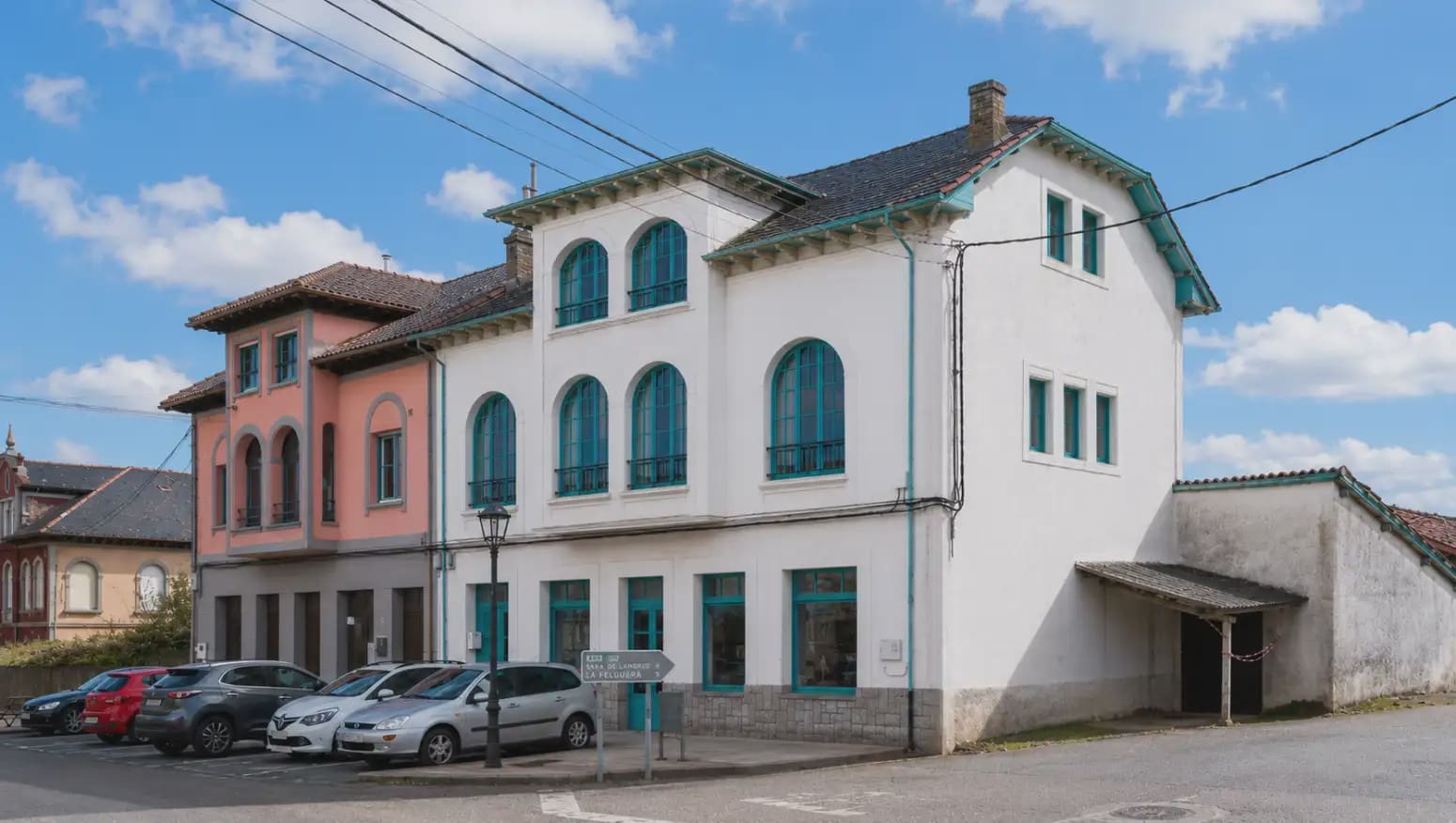 6 camera da letto Villetta Bifamiliare in vendita in Salas - 139.000 € (Rif: 10038977)