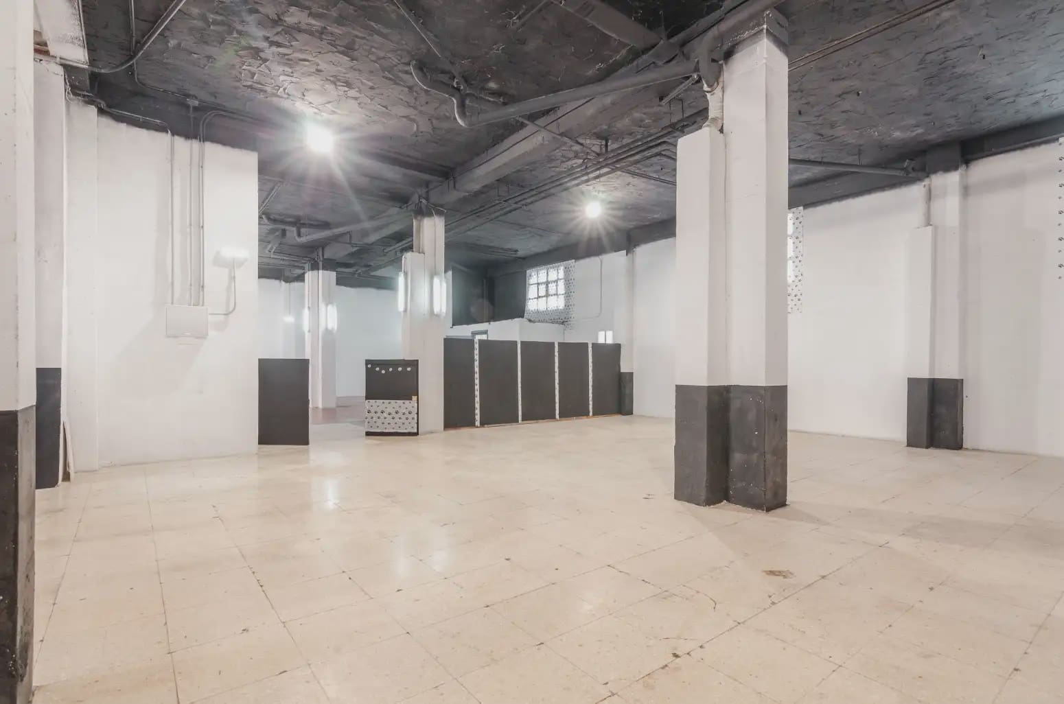 Kommersiell till salu i Oviedo - 199 000 € (Ref: 10038978)