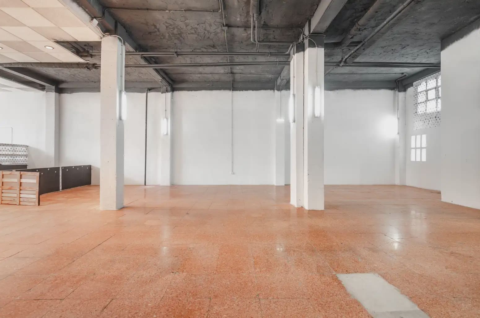 Kommersiell till salu i Oviedo - 199 000 € (Ref: 10038978)