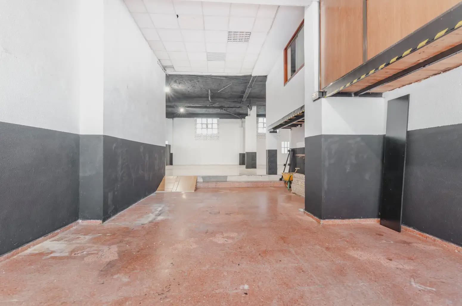 Kommersiell till salu i Oviedo - 199 000 € (Ref: 10038978)