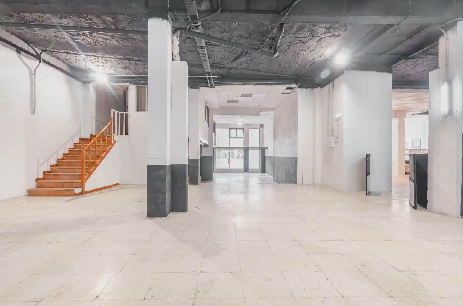 Kommersiell till salu i Oviedo - 199 000 € (Ref: 10038978)