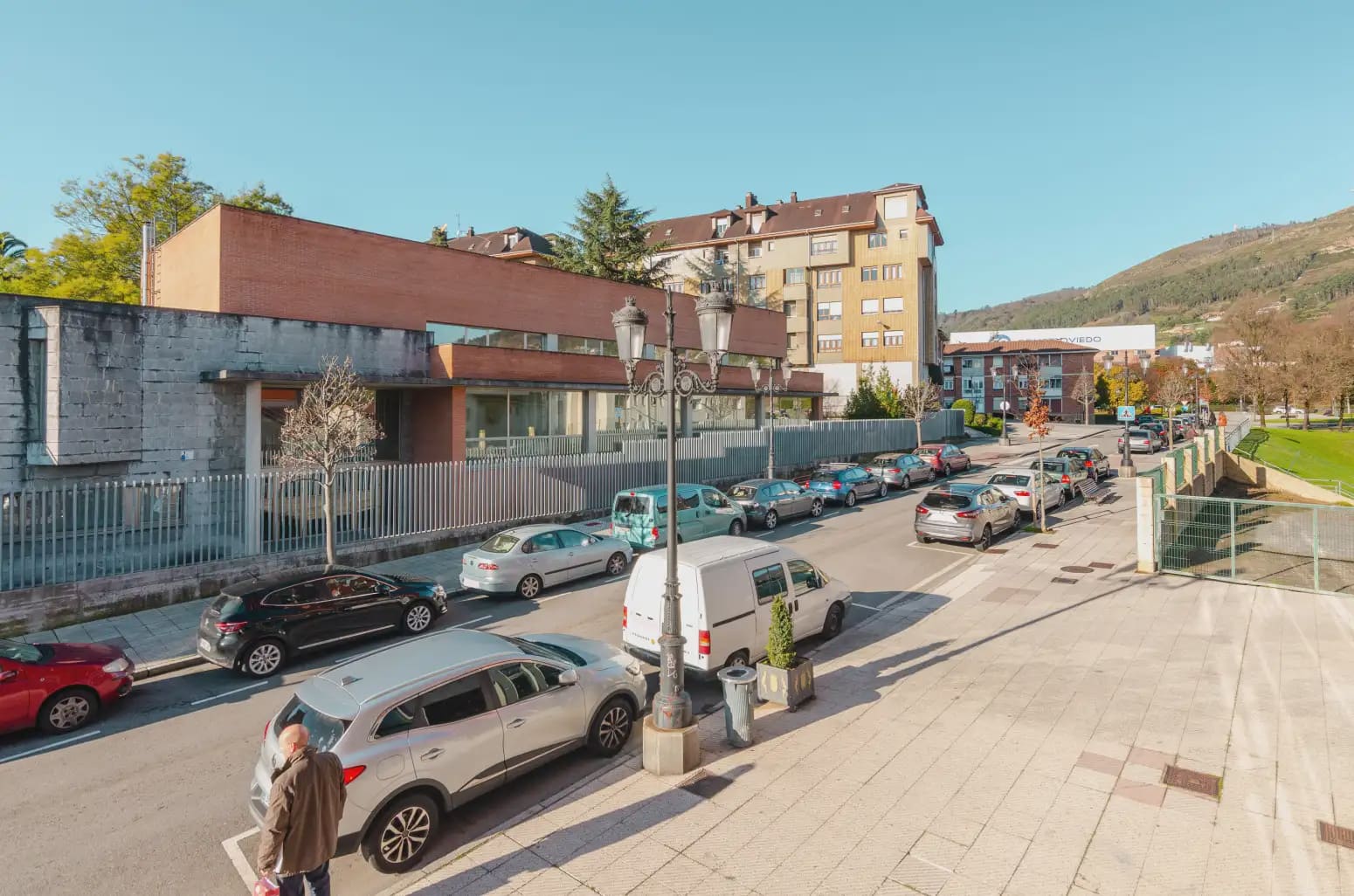 Kommersiell till salu i Oviedo - 199 000 € (Ref: 10038978)