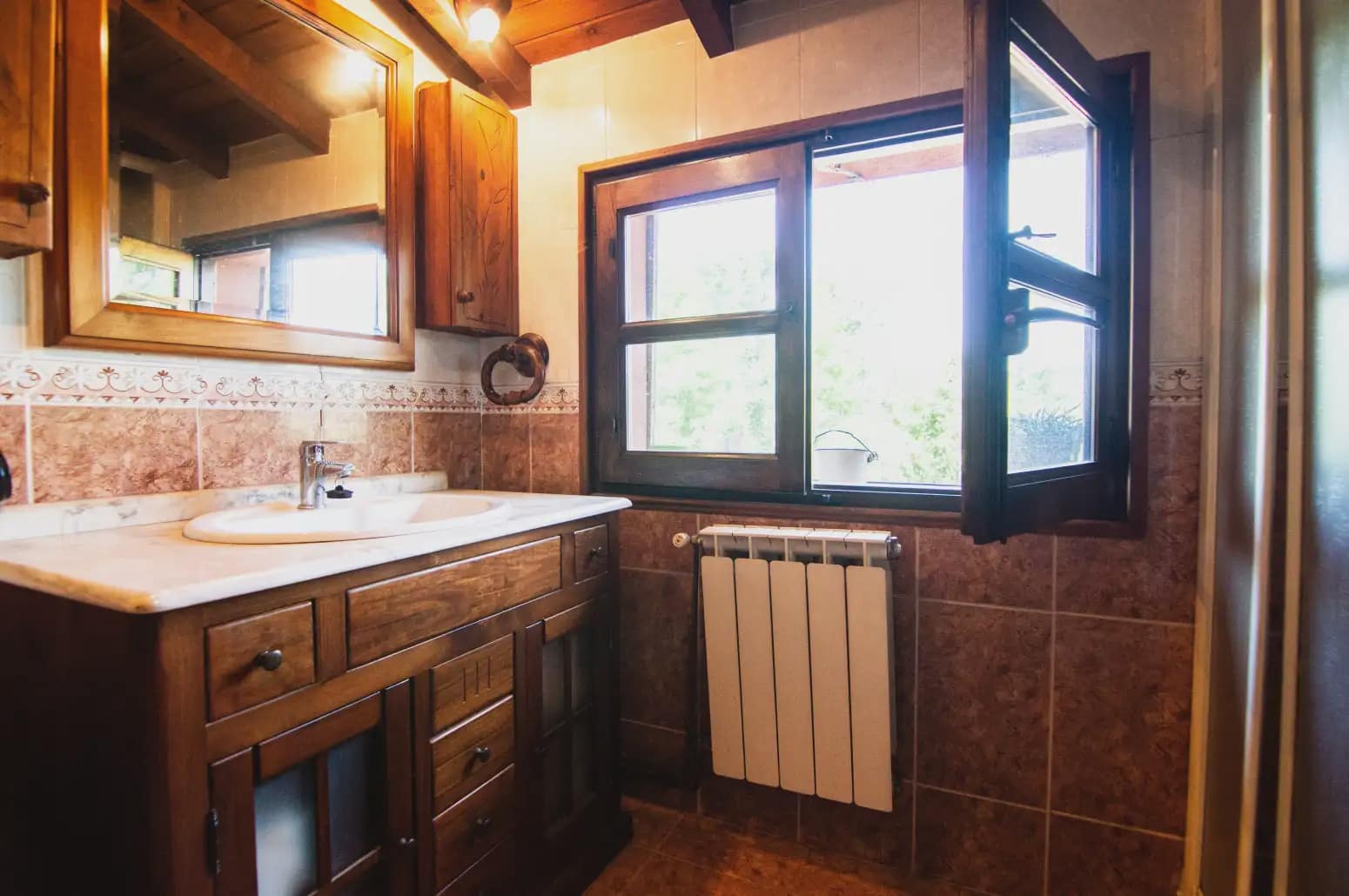5 bedroom Finca/Country House for sale in Llanes with garage - € 155,000 (Ref: 10038980)