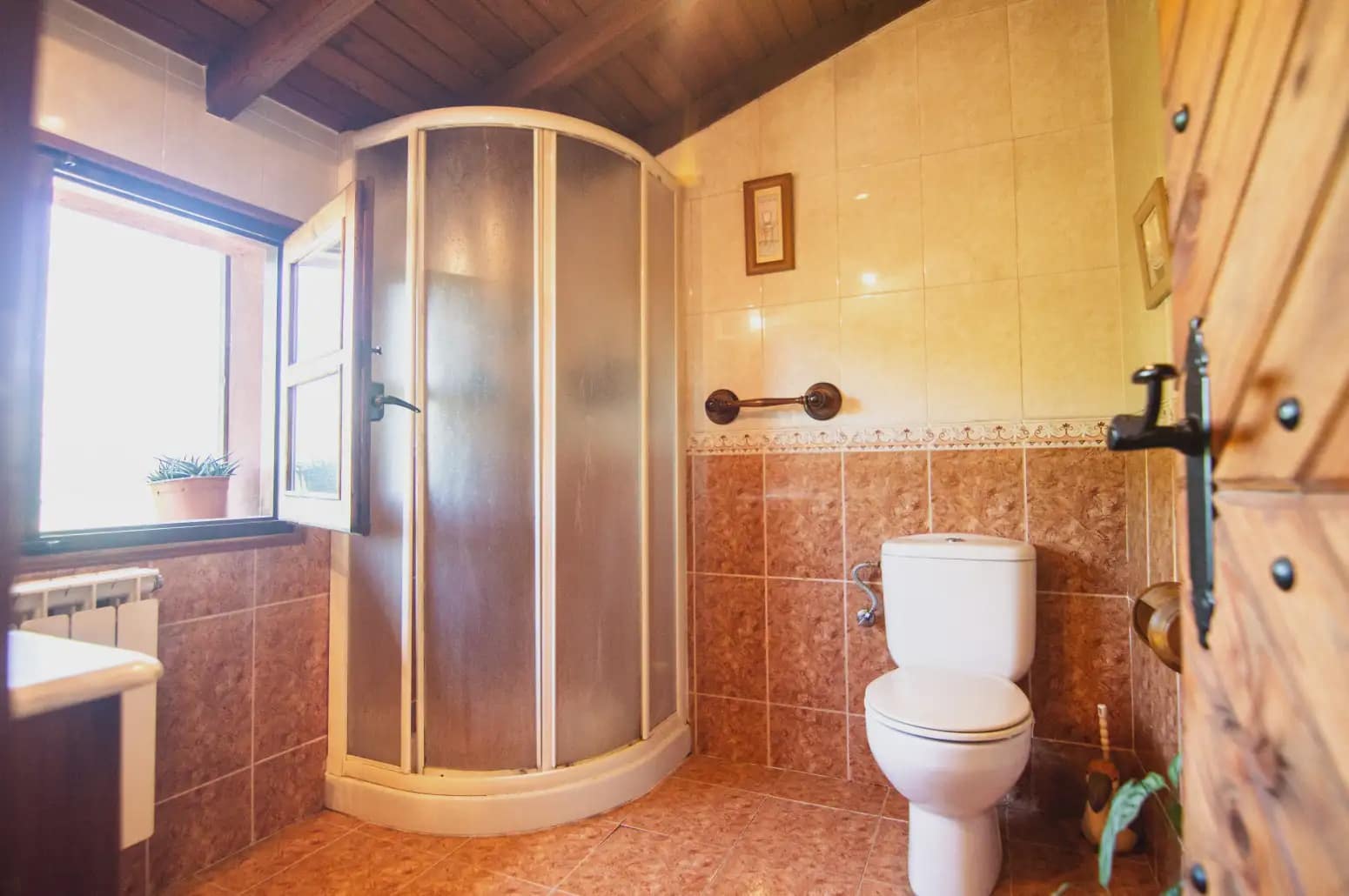 5 bedroom Finca/Country House for sale in Llanes with garage - € 155,000 (Ref: 10038980)