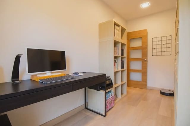 4 soveværelse Villa til salg i Siero med garage - € 440.000 (Ref: 10038981)