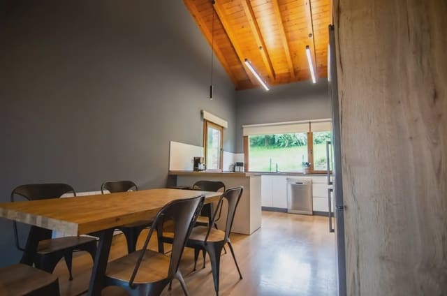 4 soveværelse Villa til salg i Siero med garage - € 440.000 (Ref: 10038981)