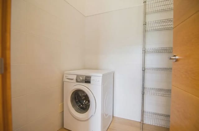 4 soveværelse Villa til salg i Siero med garage - € 440.000 (Ref: 10038981)