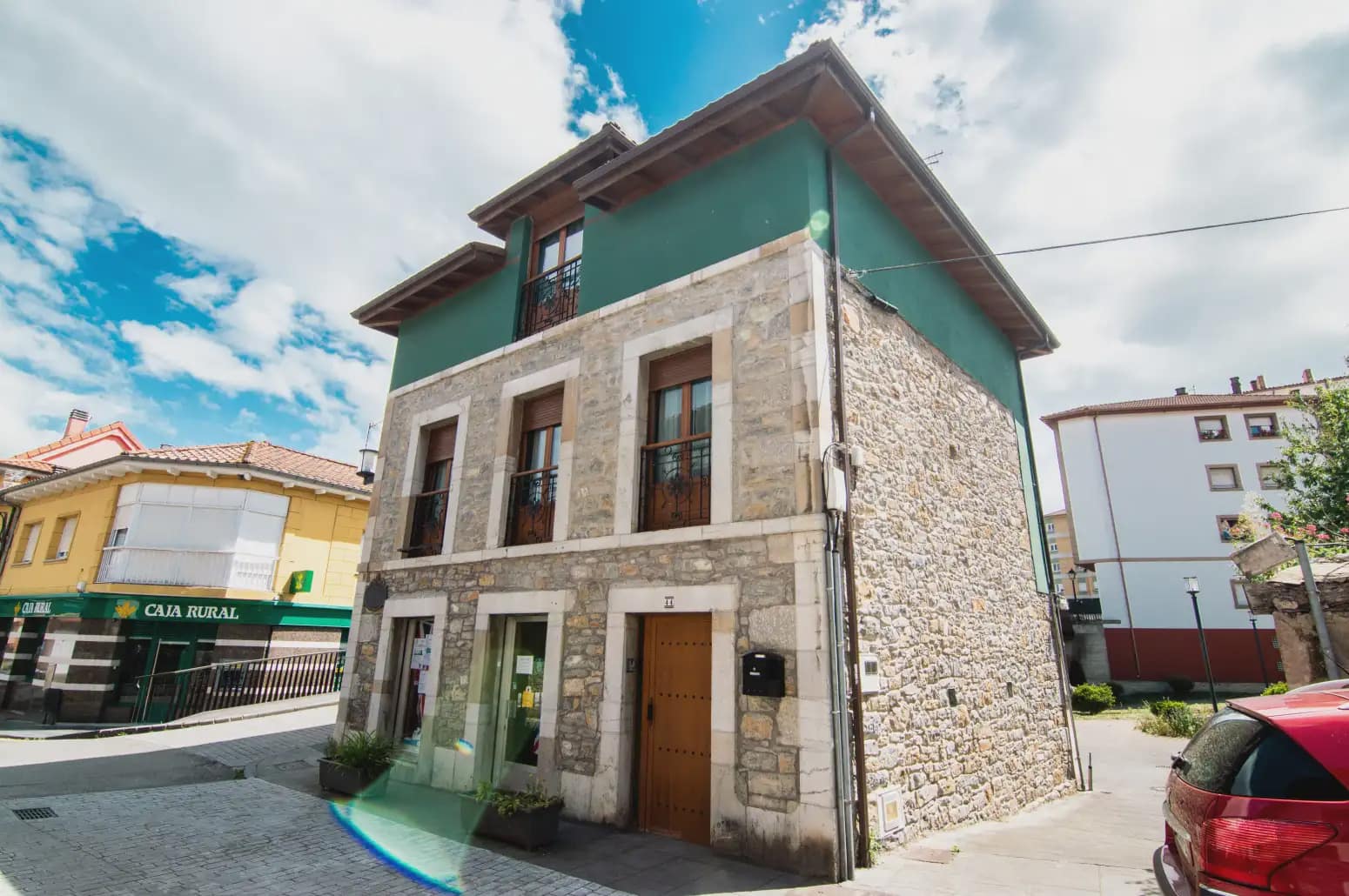 3 slaapkamer Huis te koop in Salas - € 260.000 (Ref: 10038986)
