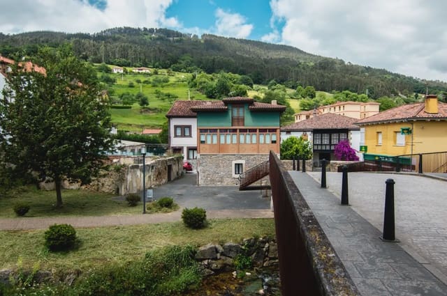 3 slaapkamer Huis te koop in Salas - € 260.000 (Ref: 10038986)