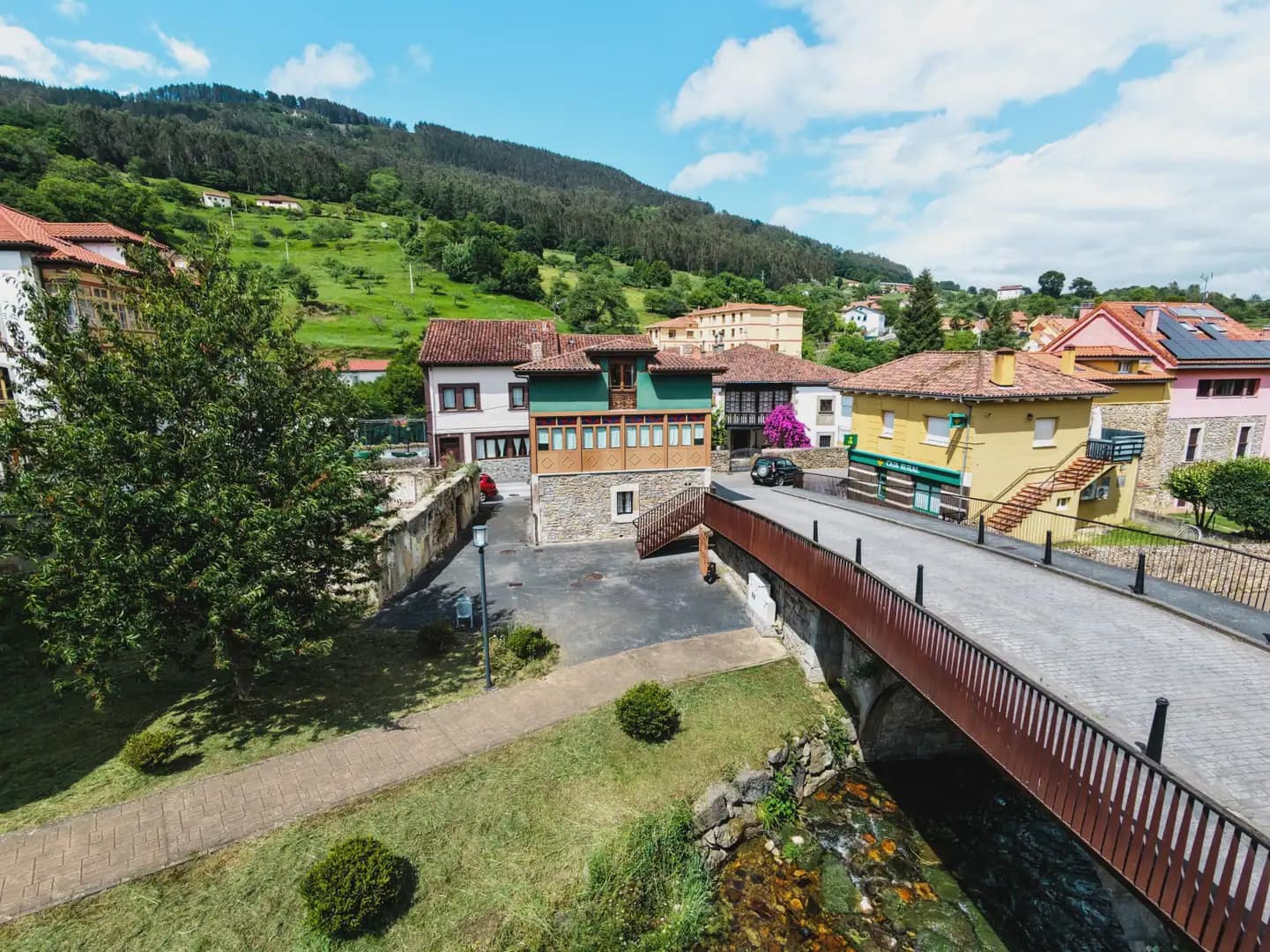 3 slaapkamer Huis te koop in Salas - € 260.000 (Ref: 10038986)