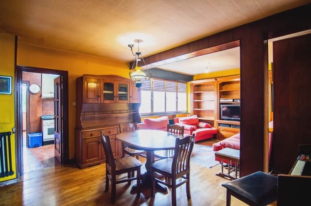 3 soveværelse Lejlighed til salg i Centro Urbano, Oviedo - € 270.000 (Ref: 10038987)