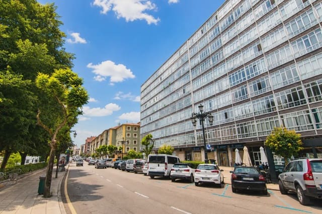 3 soveværelse Lejlighed til salg i Centro Urbano, Oviedo - € 270.000 (Ref: 10038987)