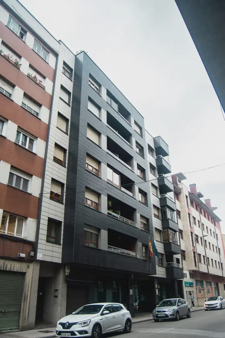 4 soveværelse Lejlighed til salg i Langreo med garage - € 145.000 (Ref: 10038990)