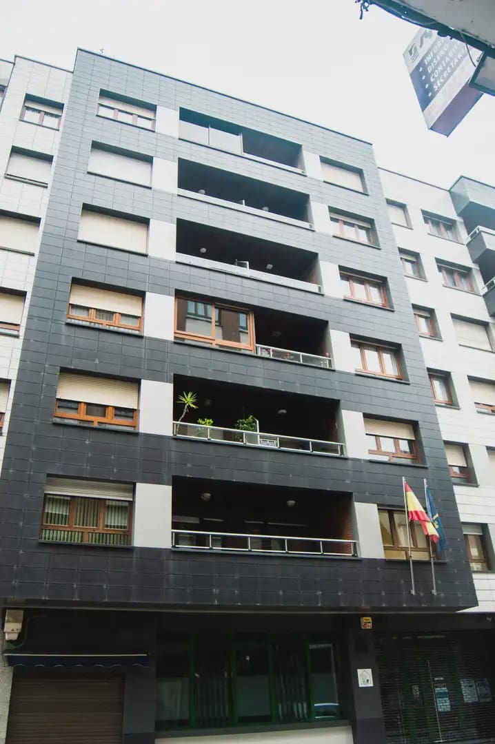 4 soveværelse Lejlighed til salg i Langreo med garage - € 145.000 (Ref: 10038990)