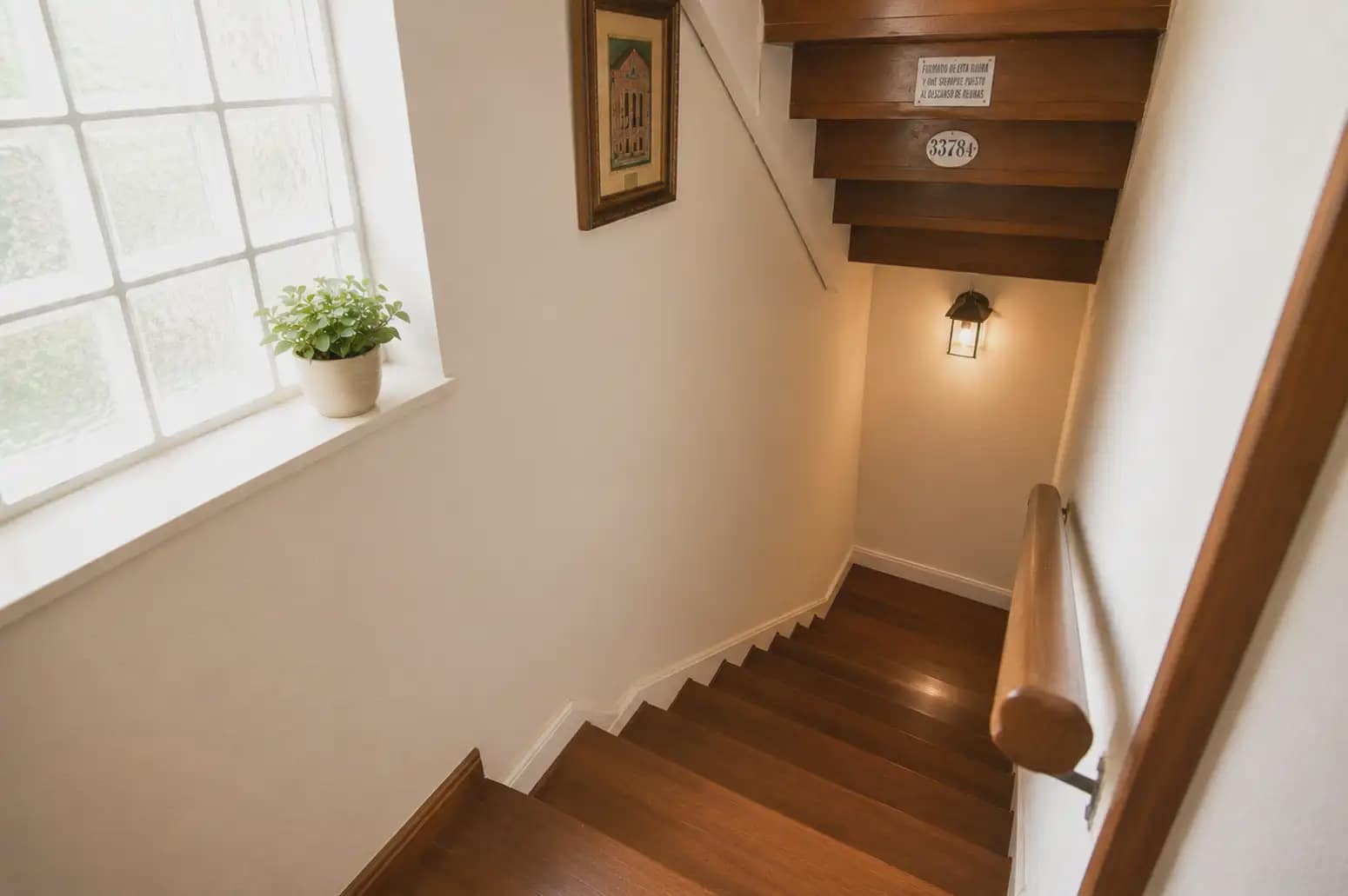 4 bedroom Villa for sale in Oviedo with garage - € 380,000 (Ref: 10038991)