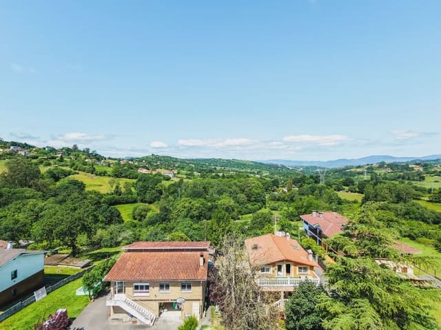 4 soverom Villa til salgs i Oviedo med garasje - € 380 000 (Ref: 10038991)