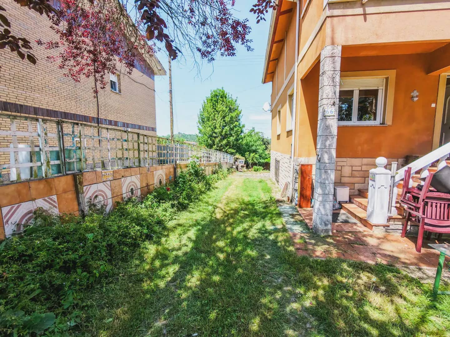 4 bedroom Villa for sale in Oviedo with garage - € 380,000 (Ref: 10038991)