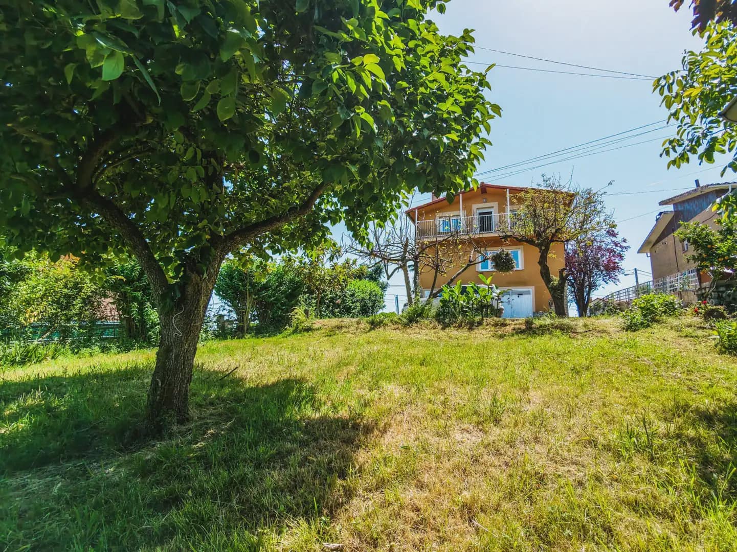 4 bedroom Villa for sale in Oviedo with garage - € 380,000 (Ref: 10038991)