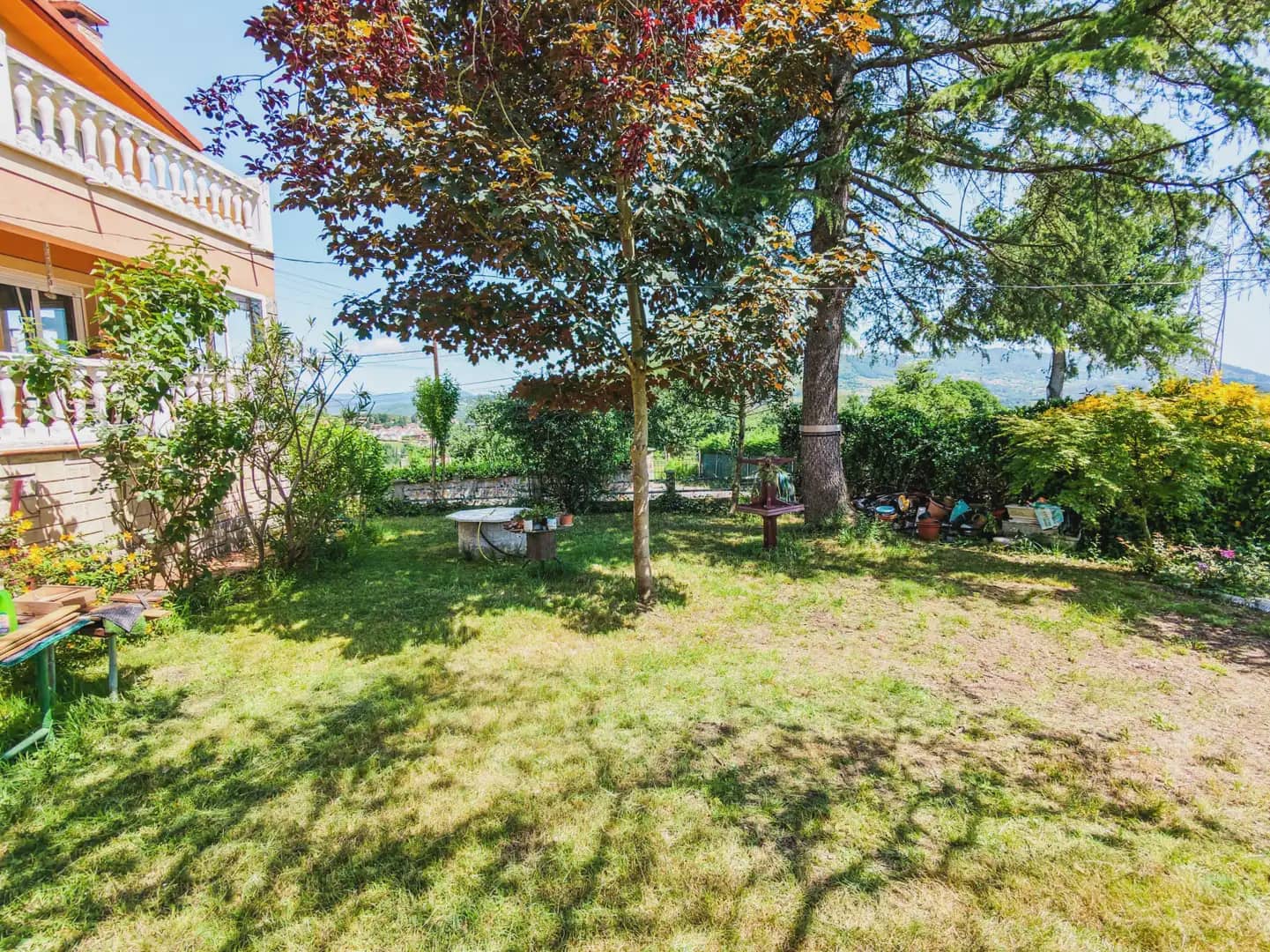 4 bedroom Villa for sale in Oviedo with garage - € 380,000 (Ref: 10038991)