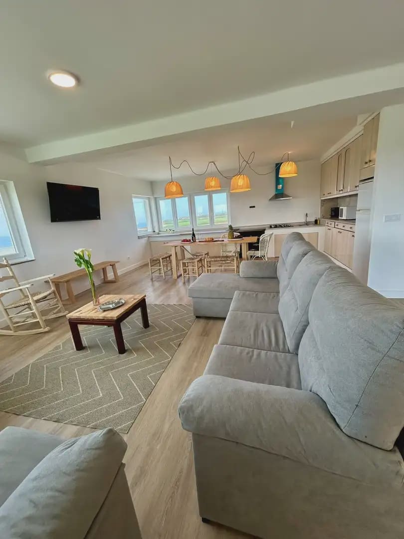 7 soverom Finca/Herregård til salgs i Gozon med garasje - € 735 000 (Ref: 10038995)