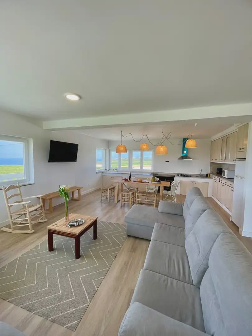7 soverom Finca/Herregård til salgs i Gozon med garasje - € 735 000 (Ref: 10038995)