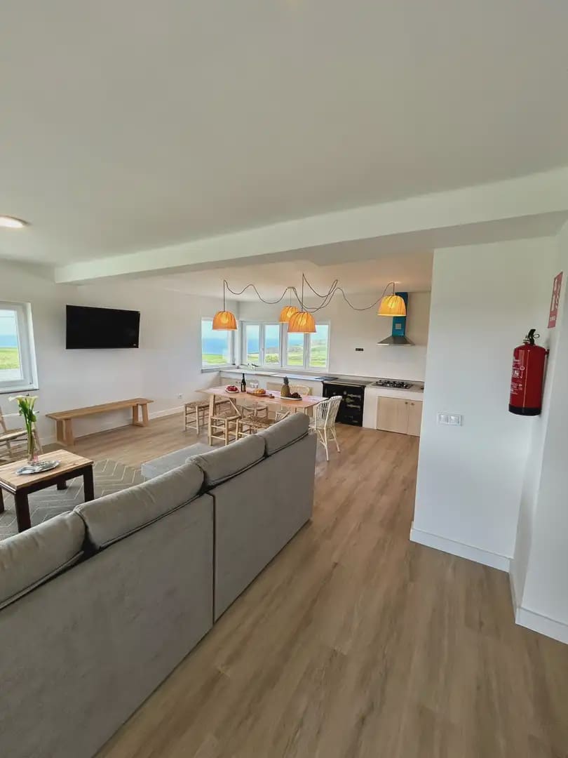 7 soverom Finca/Herregård til salgs i Gozon med garasje - € 735 000 (Ref: 10038995)