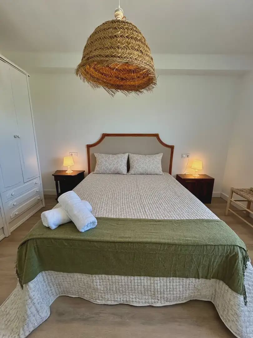 7 soverom Finca/Herregård til salgs i Gozon med garasje - € 735 000 (Ref: 10038995)