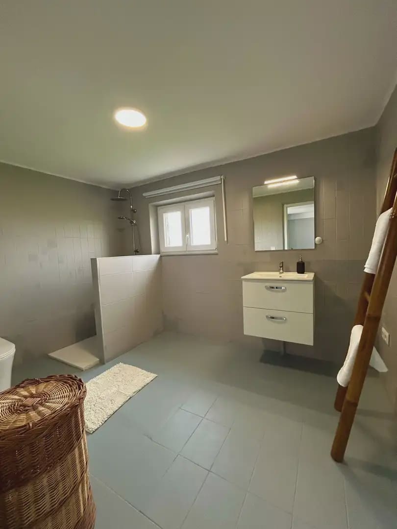 7 soverom Finca/Herregård til salgs i Gozon med garasje - € 735 000 (Ref: 10038995)